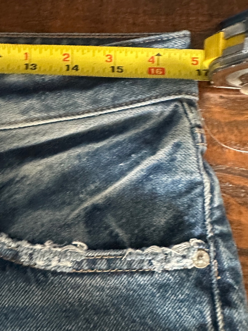 We The Free Distressed Jeans Size 28 - Picture 5 of 8